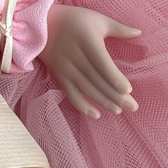 Porcelain Doll Signed Avigail Anna Brahms 1983 Rebecca Ballerina Ltd Ed 12/450 - Picture 6 of 16